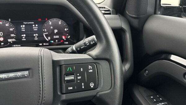 Used Land Rover Defender 110 2024 for sale - 76197994: Photo 14