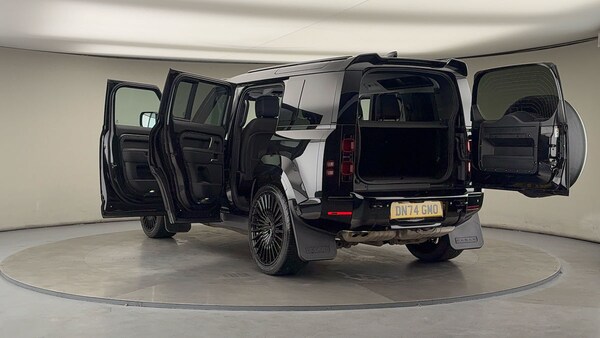 Used Land Rover Defender 110 2024 for sale - 76197994: Photo 23