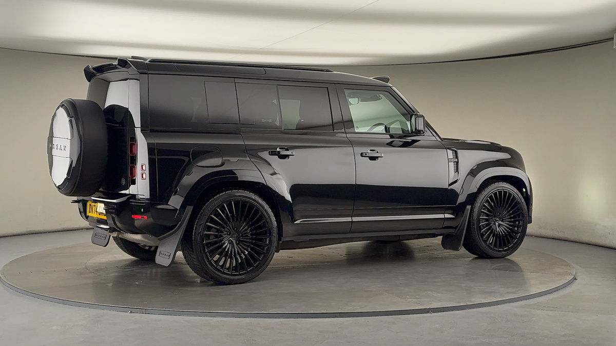 Used Land Rover Defender 110 2024 for sale - 76197994: Photo 44