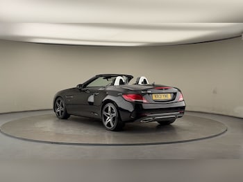 Used Mercedes-Benz SLC 2021 for sale - 76455043: Photo