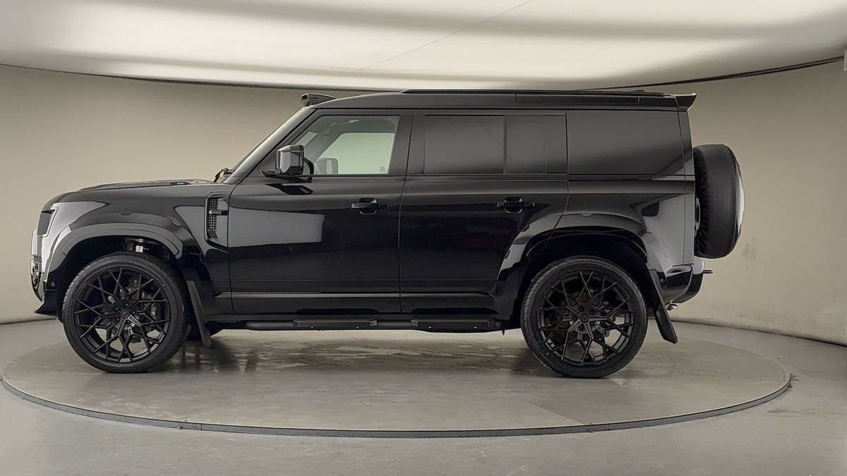 Used Land Rover Defender 110 2026 for sale - 77395058: Photo 15