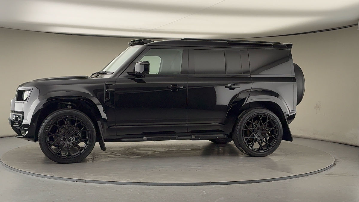 Used Land Rover Defender 110 2026 for sale - 77395058: Photo 31