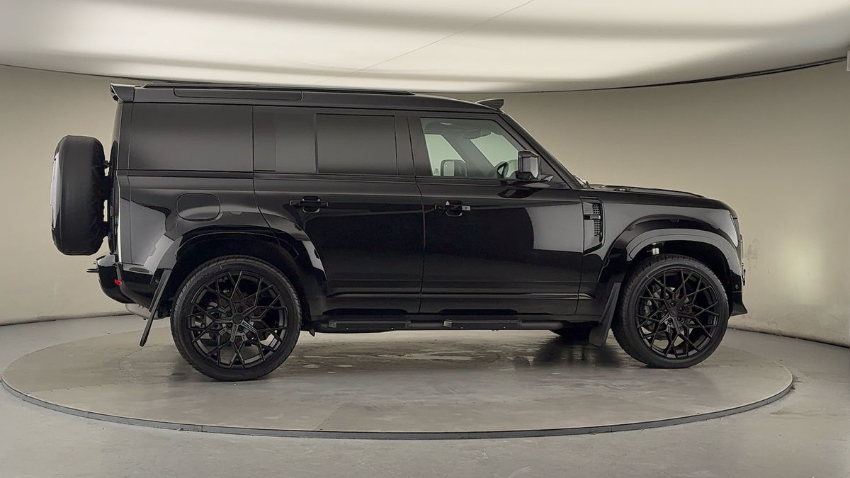 Used Land Rover Defender 110 2026 for sale - 77395058: Photo 40