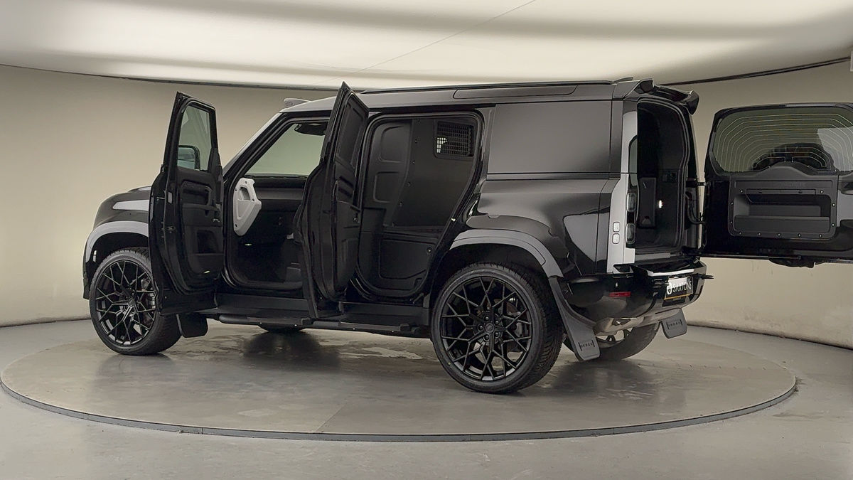 Used Land Rover Defender 110 2026 for sale - 77395058: Photo 48