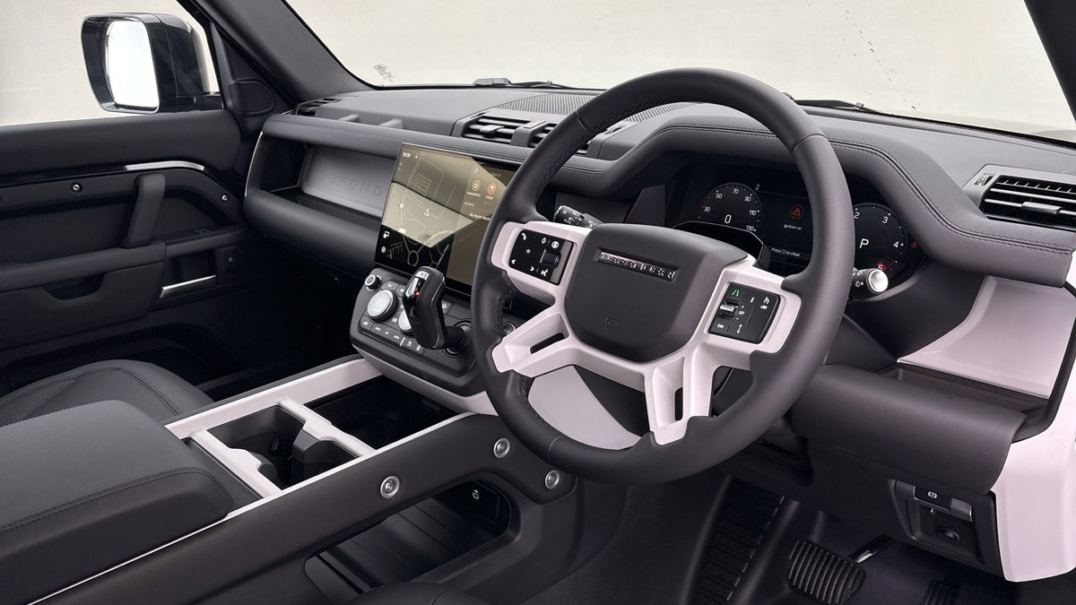 Used Land Rover Defender 110 2026 for sale - 77395058: Photo 5