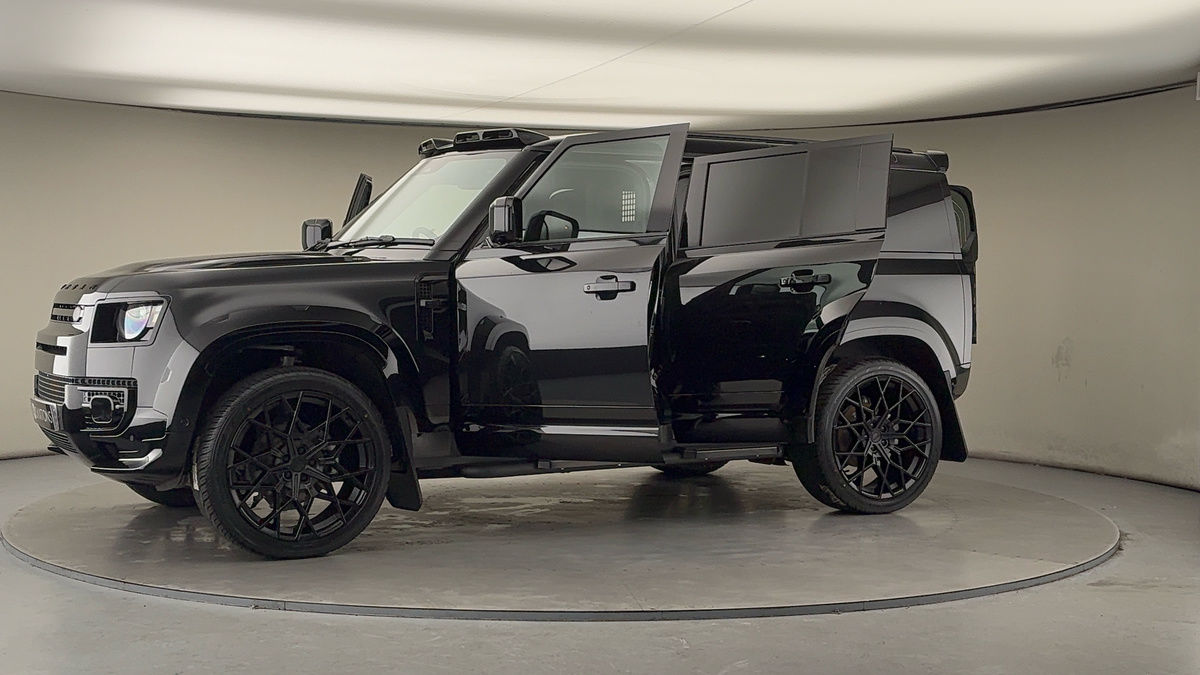 Used Land Rover Defender 110 2026 for sale - 77395058: Photo 51