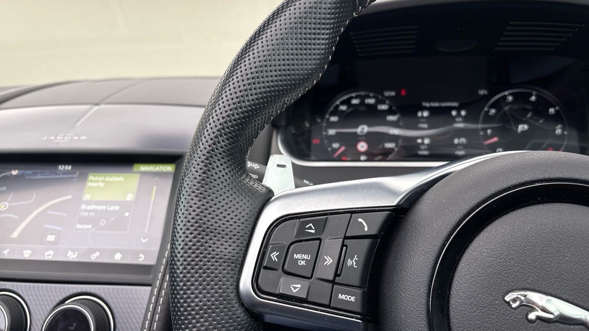 Used Jaguar F-Type 2022 for sale - 76712259: Photo 13