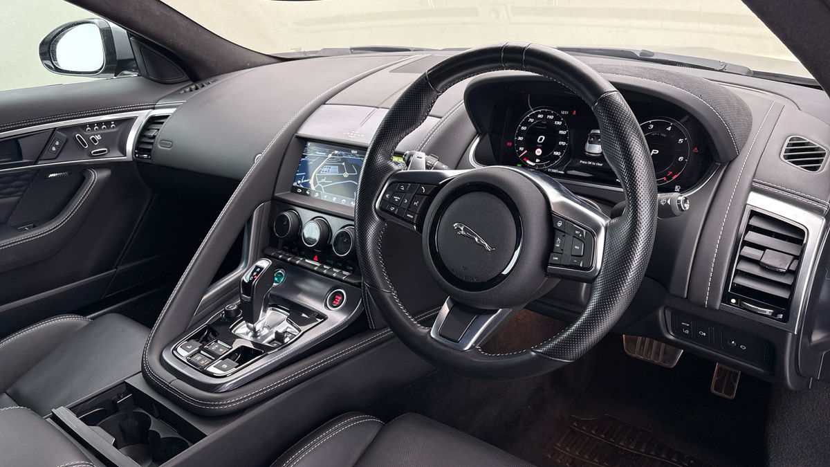 Used Jaguar F-Type 2022 for sale - 76712259: Photo 5