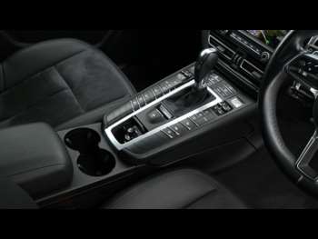 Used Porsche Macan 2021 for sale - 73460050: Photo