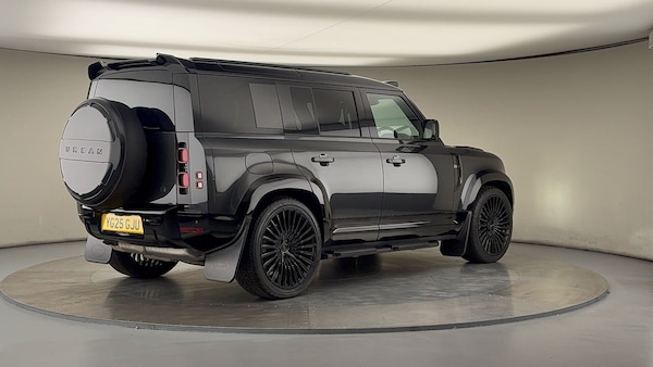 Used Land Rover Defender 110 2025 for sale - 75937805: Photo 21