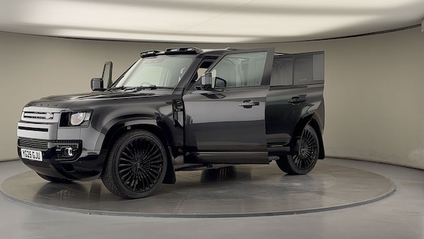 Used Land Rover Defender 110 2025 for sale - 75937805: Photo 22