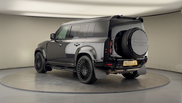 Used Land Rover Defender 110 2025 for sale - 75937805: Photo 2