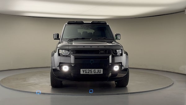 Used Land Rover Defender 110 2025 for sale - 75937805: Photo 37