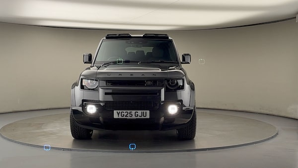 Used Land Rover Defender 110 2025 for sale - 75937805: Photo 3