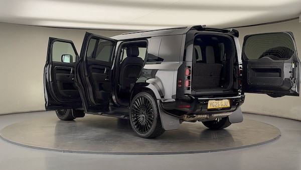 Used Land Rover Defender 110 2025 for sale - 75937805: Photo 48