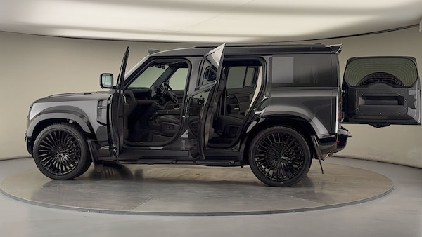 Used Land Rover Defender 110 2025 for sale - 75937805: Photo 51