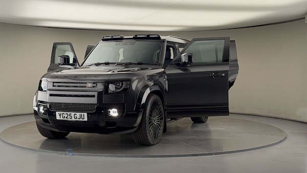 Used Land Rover Defender 110 2025 for sale - 75937805: Photo 55