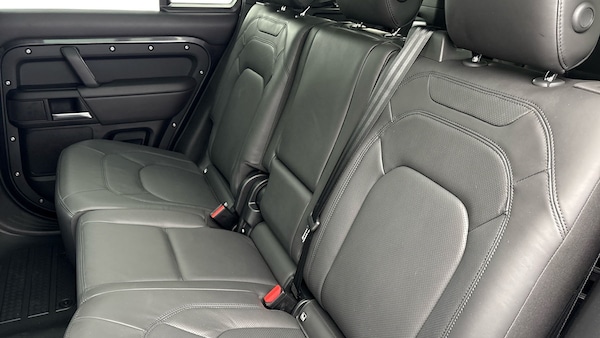 Used Land Rover Defender 110 2025 for sale - 75937805: Photo 8