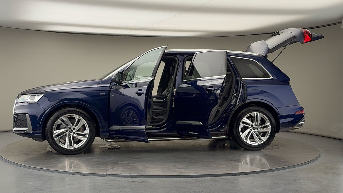 Used Audi Q7 2023 for sale - 76224275: Photo 48