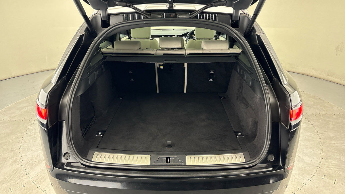 Used Land Rover Range Rover Velar 2023 for sale - 78083809: Photo 11