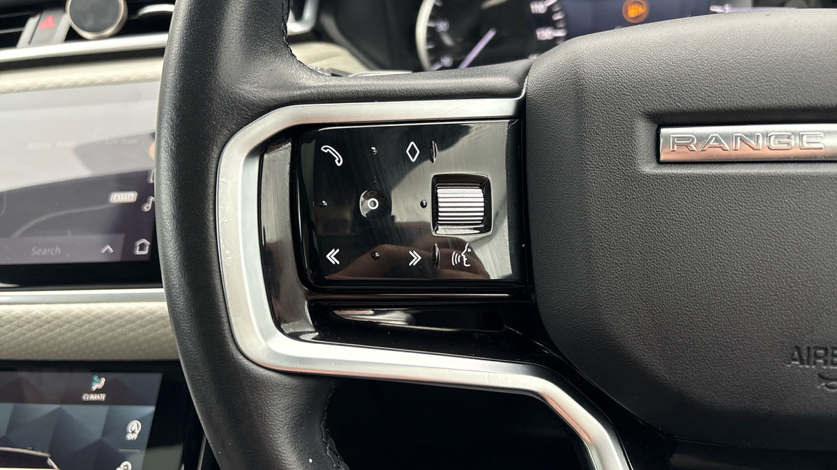 Used Land Rover Range Rover Velar 2023 for sale - 78083809: Photo 13