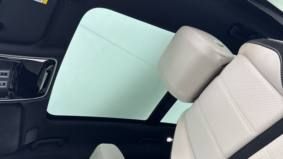 Used Land Rover Range Rover Velar 2023 for sale - 78083809: Photo 6