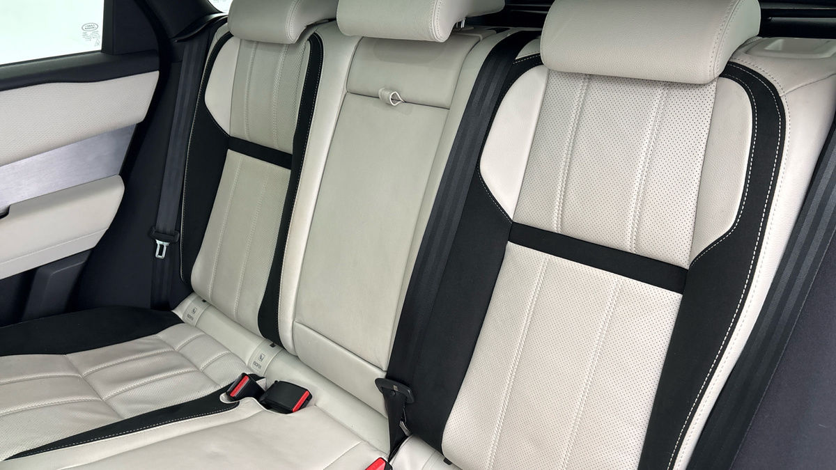 Used Land Rover Range Rover Velar 2023 for sale - 78083809: Photo 8