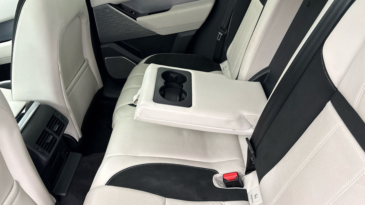 Used Land Rover Range Rover Velar 2023 for sale - 78083809: Photo 9