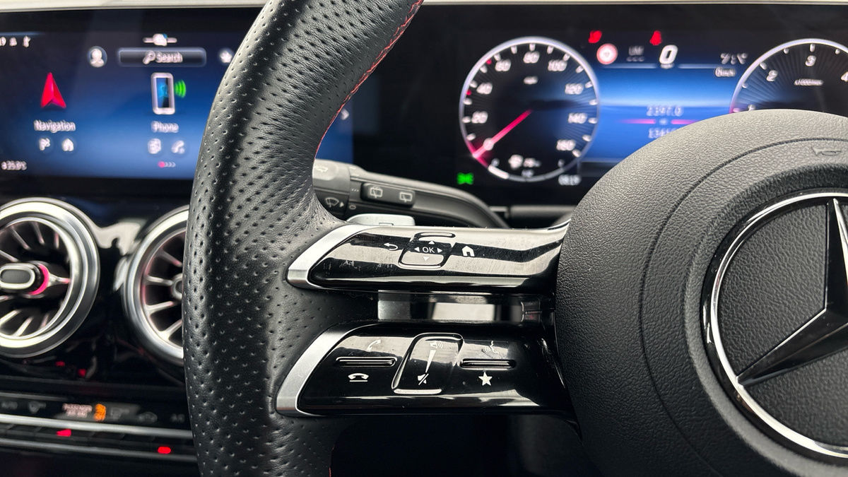 Used Mercedes-Benz GLA 2023 for sale - 76974096: Photo 13