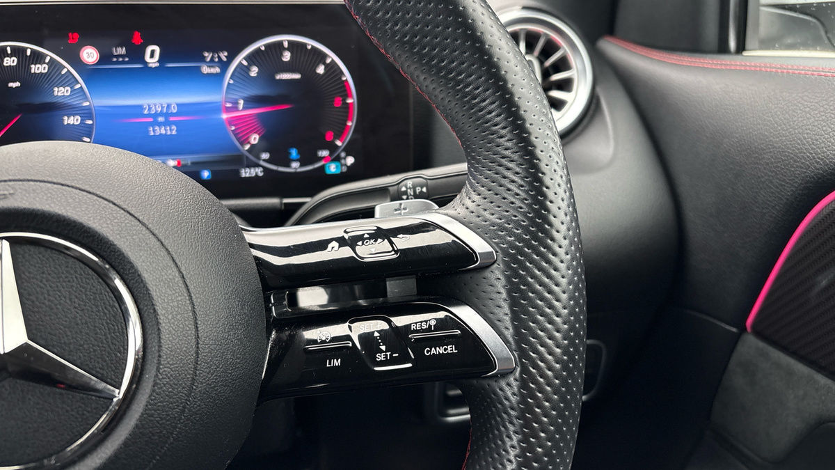 Used Mercedes-Benz GLA 2023 for sale - 76974096: Photo 14