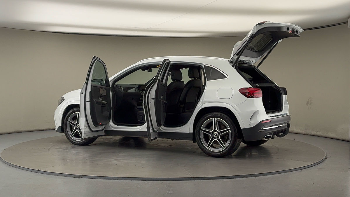 Used Mercedes-Benz GLA 2023 for sale - 76974096: Photo 45