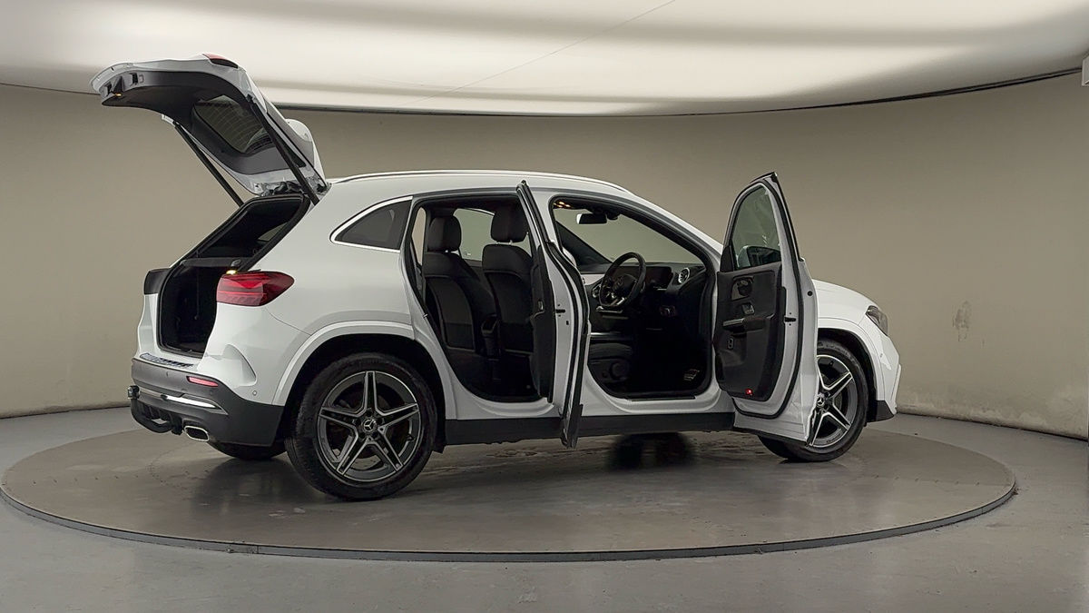 Used Mercedes-Benz GLA 2023 for sale - 76974096: Photo 57