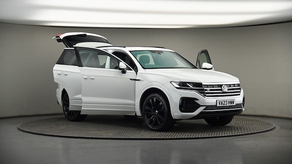 Used Volkswagen Touareg 2023 for sale - 75631730: Photo 44