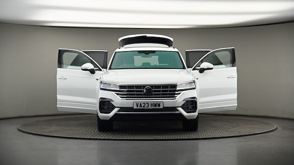 Used Volkswagen Touareg 2023 for sale - 75631730: Photo 47