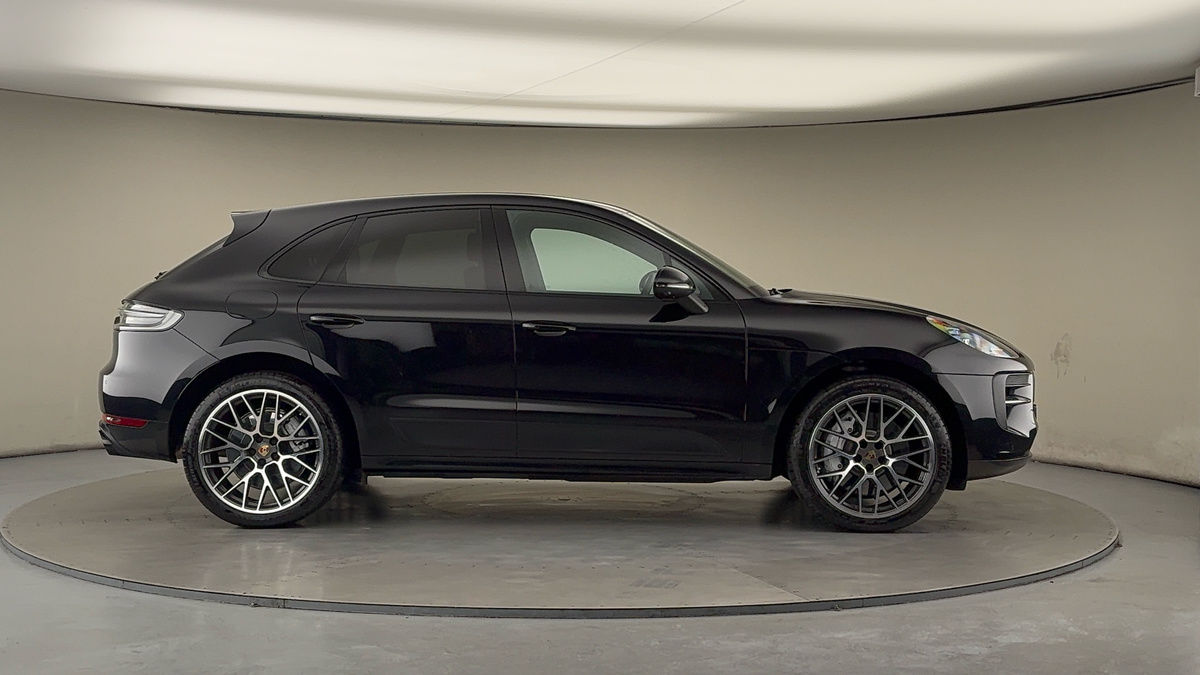 Used Porsche Macan 2020 for sale - 76836774: Photo 16