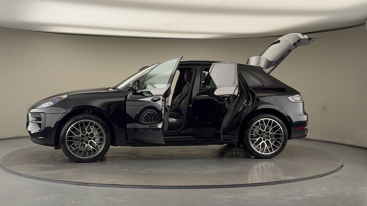 Used Porsche Macan 2020 for sale - 76836774: Photo 51