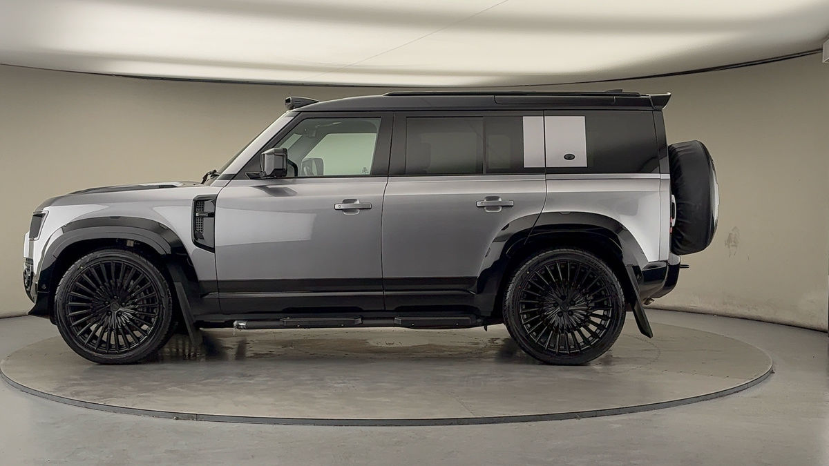 Used Land Rover Defender 110 2024 for sale - 76559622: Photo 15