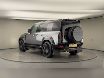 Used Land Rover Defender 110 2024 for sale - 76559622: Photo