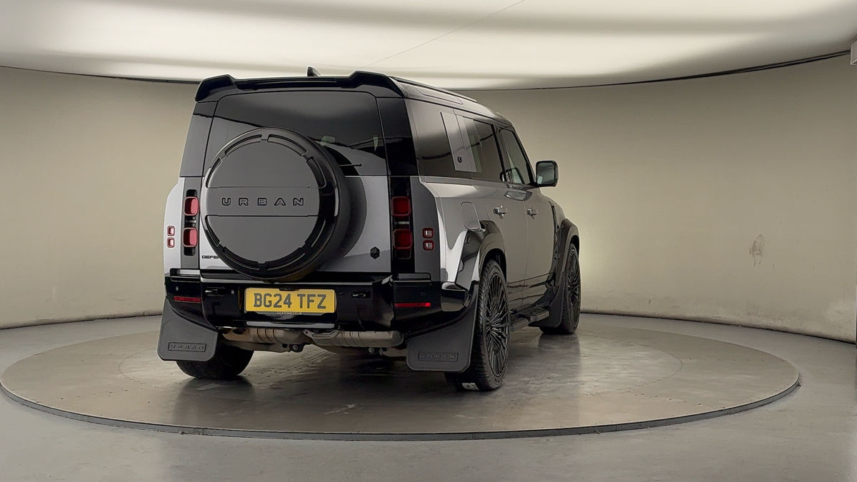 Used Land Rover Defender 110 2024 for sale - 76559622: Photo 46