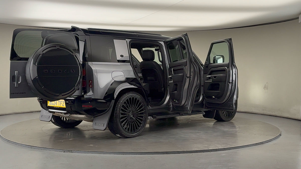 Used Land Rover Defender 110 2024 for sale - 76559622: Photo 64