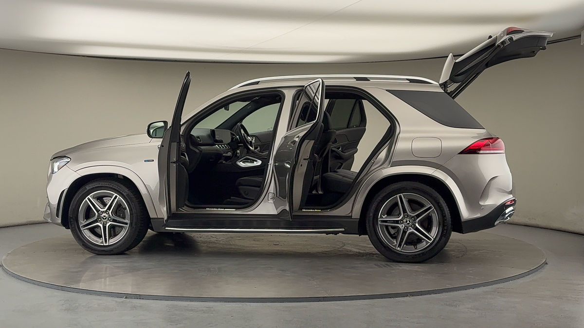 Used Mercedes-Benz GLE 2021 for sale - 76346210: Photo 48