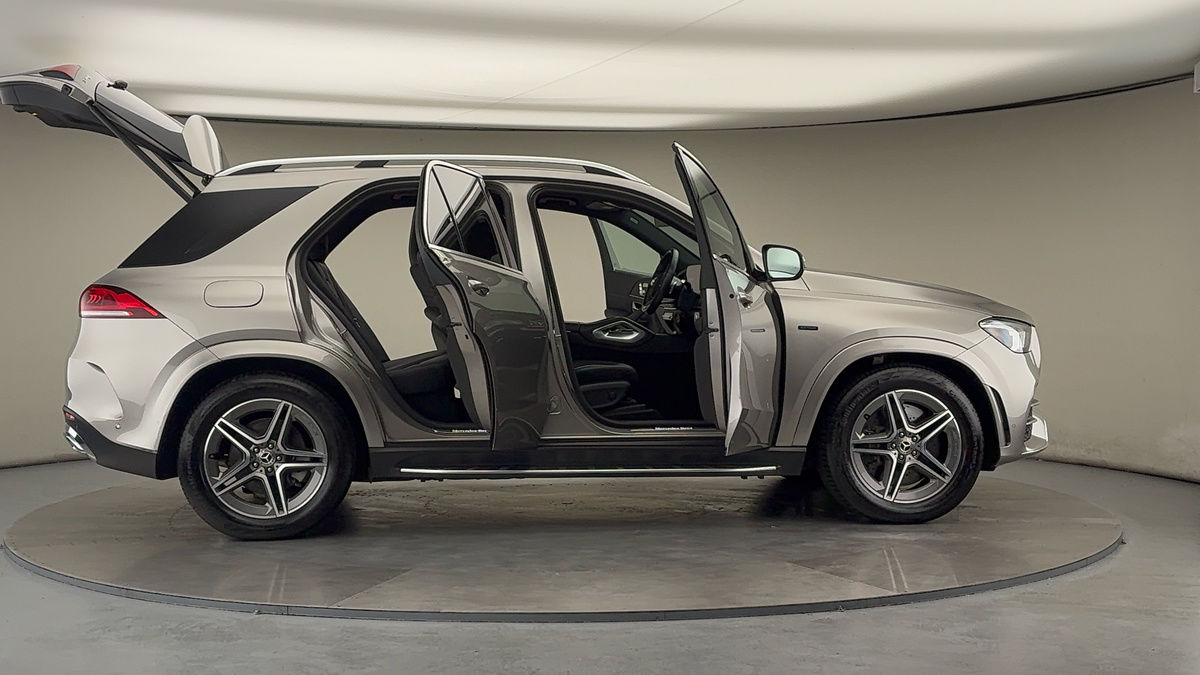 Used Mercedes-Benz GLE 2021 for sale - 76346210: Photo 58