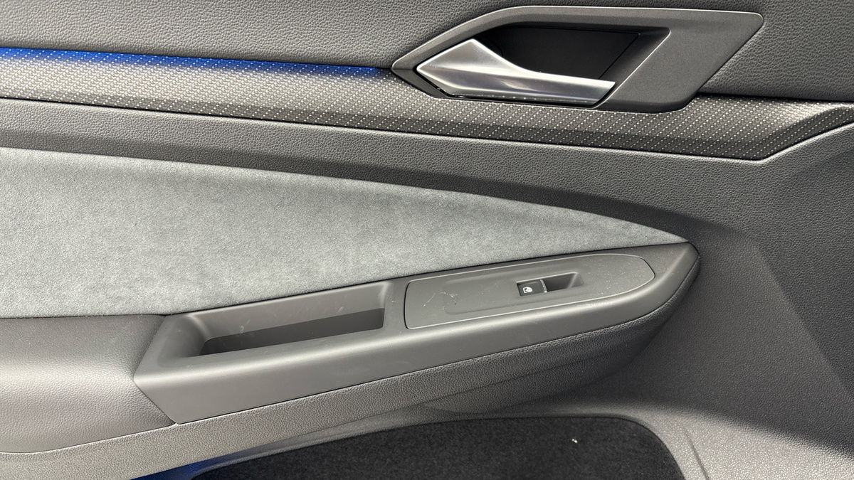 Used Volkswagen Golf 2024 for sale - 76630367: Photo 19