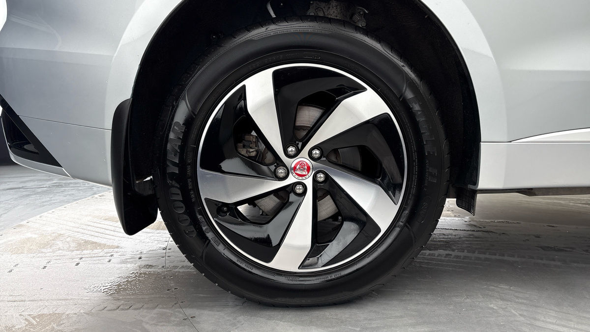 Used Jaguar F-Pace 2023 for sale - 76884652: Photo 10