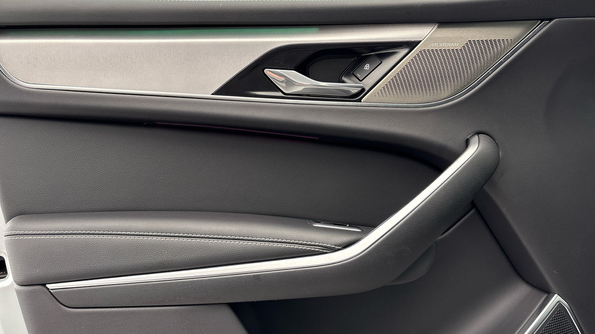 Used Jaguar F-Pace 2023 for sale - 76884652: Photo 19