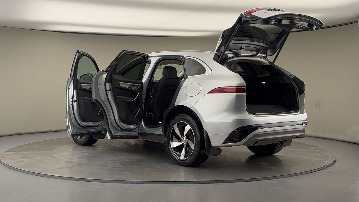 Used Jaguar F-Pace 2023 for sale - 76884652: Photo 44