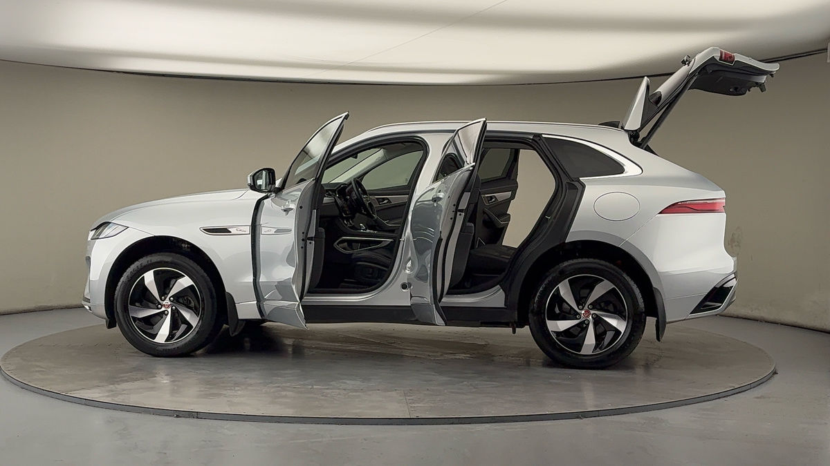 Used Jaguar F-Pace 2023 for sale - 76884652: Photo 47