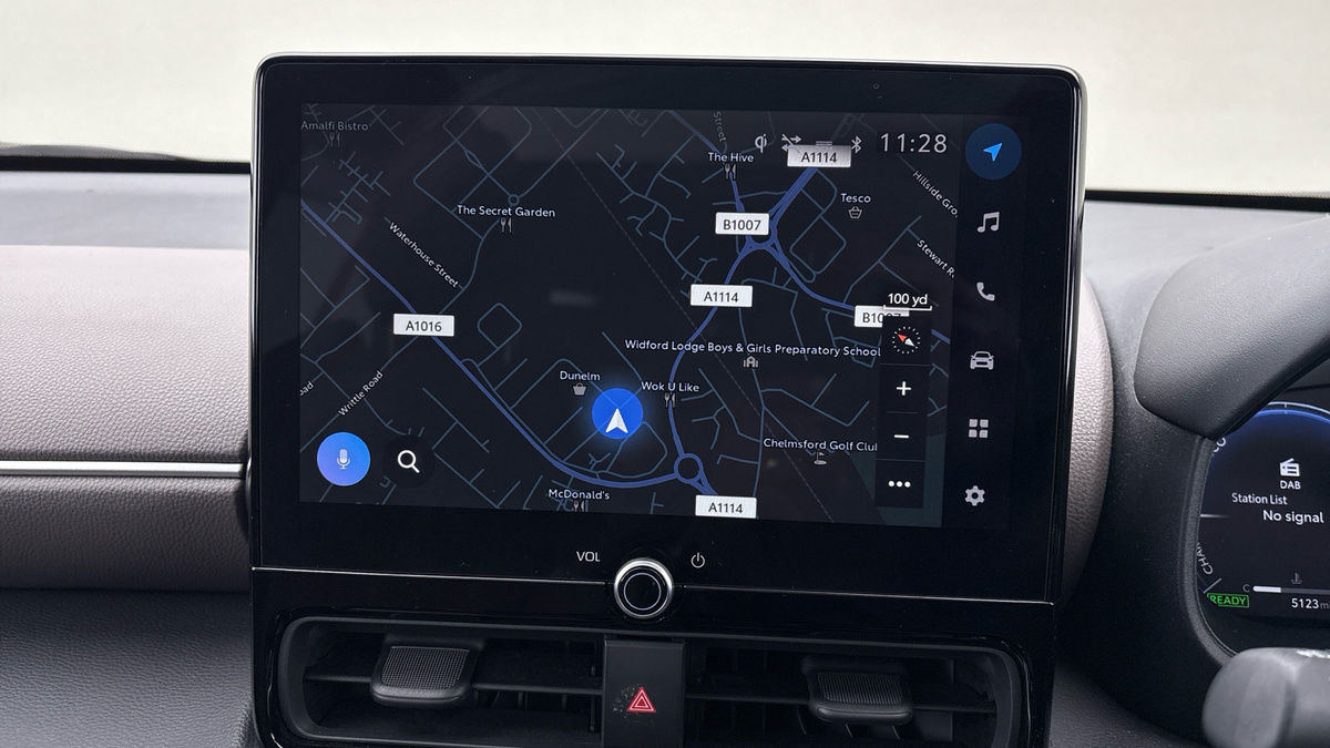 Used Toyota Yaris Cross 2024 for sale - 77277071: Photo 17