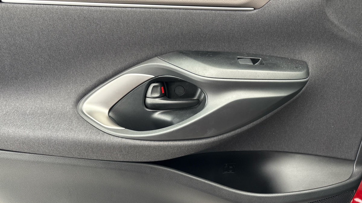 Used Toyota Yaris Cross 2024 for sale - 77277071: Photo 19