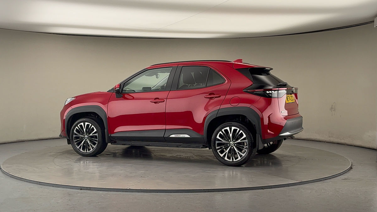 Used Toyota Yaris Cross 2024 for sale - 77277071: Photo 26